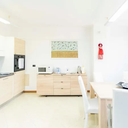 178 - Baia Delle Favole Loft, 300metri Dal Mare Di Sestri 아파트 *
