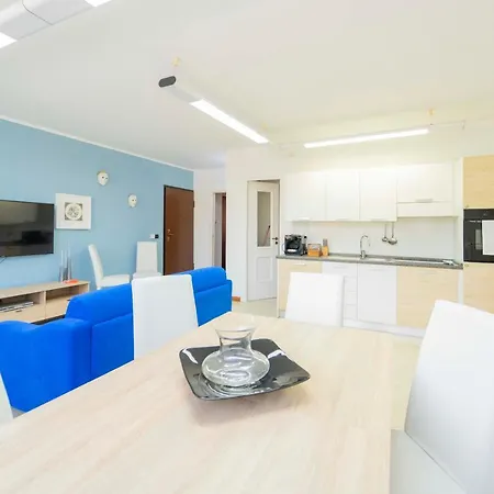 178 - Baia Delle Favole Loft, 300metri Dal Mare Di Sestri 아파트